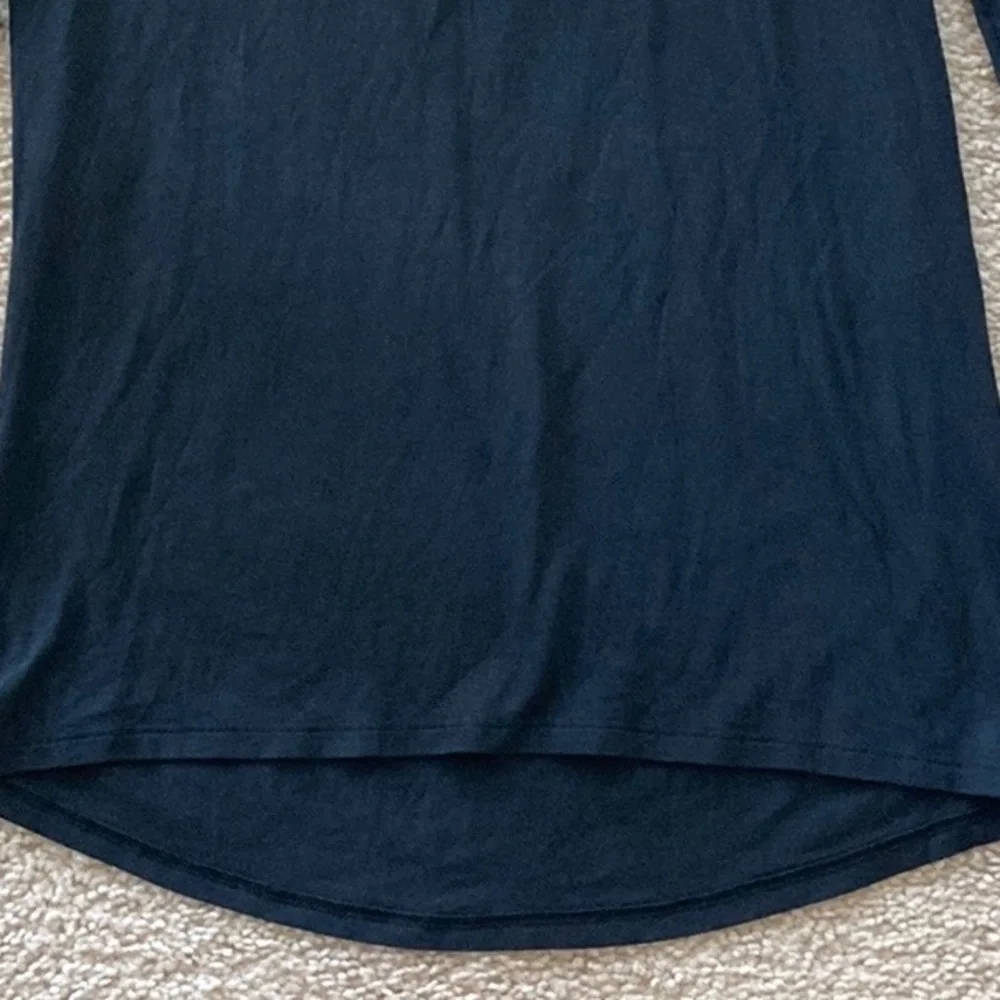 Lululemon Black Long Sleeve Tee - Picture 4 of 8